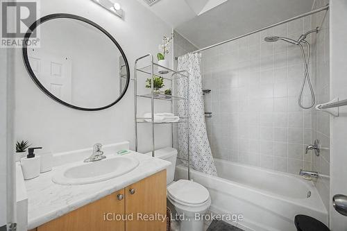 2nd Ensuite Bath - 6 - 180 Howden Boulevard, Brampton, ON 