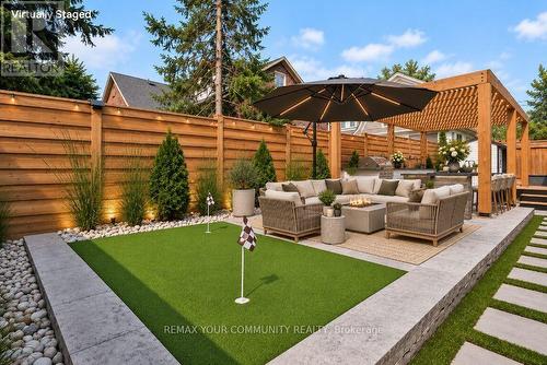 1379 Caroline Street, Burlington, ON 