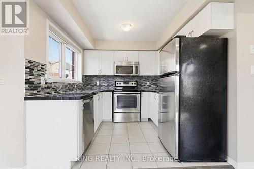 Kitchen - 8 - 35 Hays Boulevard, Oakville, ON 