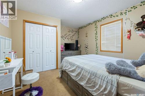 911 Gull Road, Regina, SK 