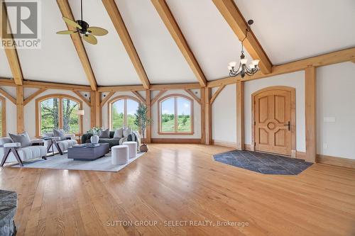 21170 Mayfair Road, Southwest Middlesex, ON 