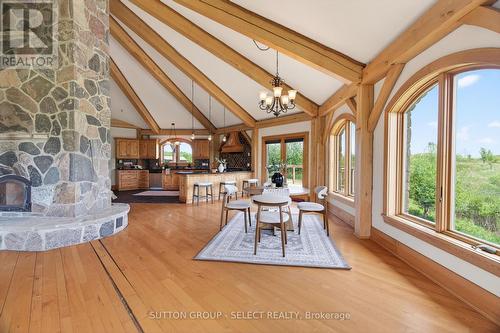21170 Mayfair Road, Southwest Middlesex, ON 