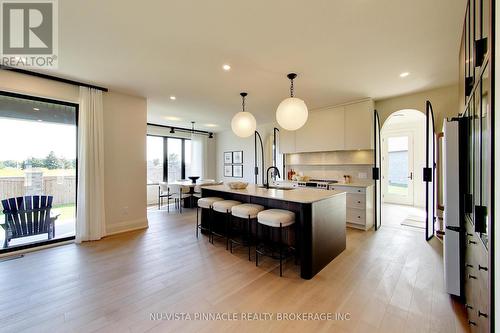 1643 Upper West Avenue, London South (South B), ON 
