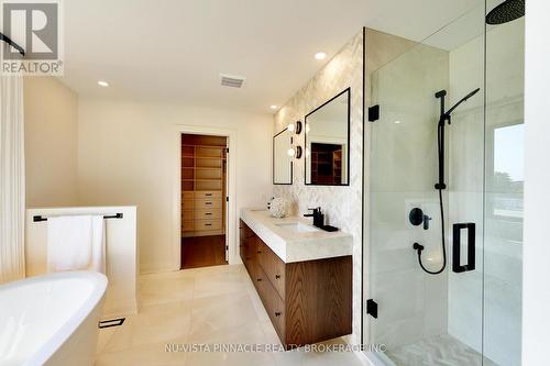 1643 Upper West Avenue, London South (South B), ON 