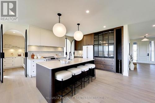 1643 Upper West Avenue, London South (South B), ON 