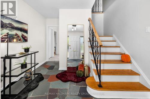 932 Dresden Crescent, Ottawa, ON 