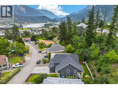 882 Eagleson Crescent, Lillooet, BC 