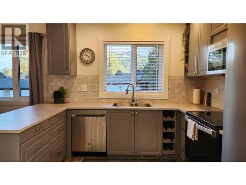 459 Whitman Way, Warfield, BC 