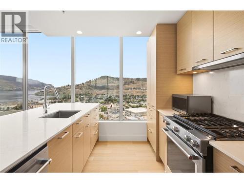 1181 Sunset Drive Unit# 2306, Kelowna, BC 