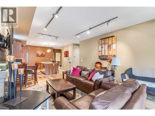 446 West Avenue Unit# 102, Kelowna, BC 