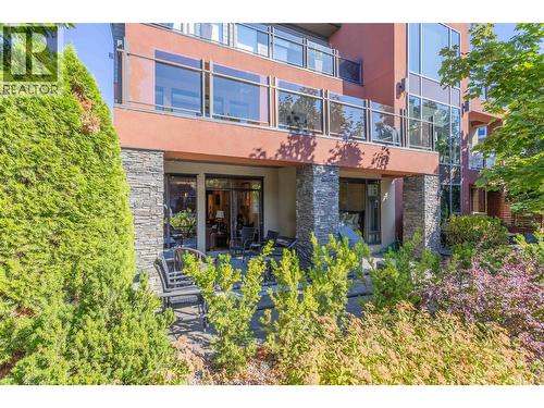 Private Seating Area - 446 West Avenue Unit# 102, Kelowna, BC 