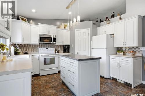 5120 Holash Way, Regina, SK 