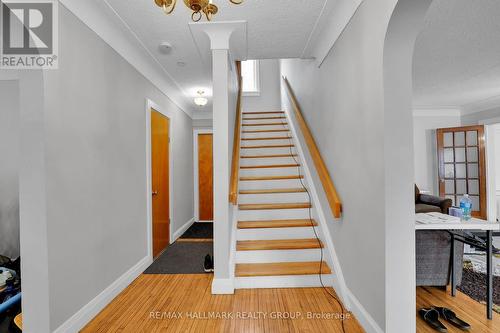 310 MONA AVENUE , Ottawa, Ontario K1L 7A2 3