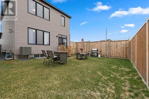 142 Shallow Pond Place E, Ottawa, ON 