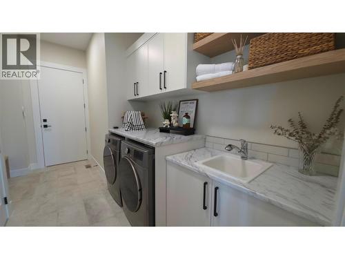 258 Summer Wood Drive, Kelowna, BC 