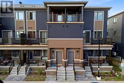 302 PARNIAN PRIVATE Ottawa, ON K2J 7K5