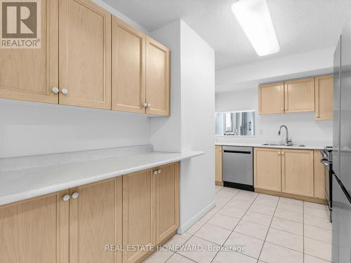 Multiple counter space areas in Kitchen - 1102 - 2800 Warden Avenue, Toronto, ON 