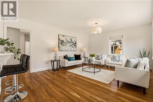 31 Cameron Avenue, Dundas, ON 