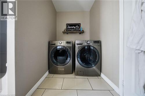 11 Dundas Street W, Paris, ON 