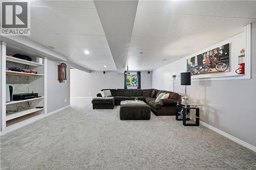 11 Dundas Street W, Paris, ON 