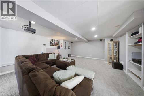 11 Dundas Street W, Paris, ON 