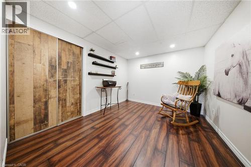 11 Dundas Street W, Paris, ON 