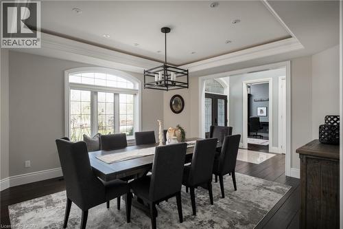 Tray ceiling with crown molding and recessed lighting - 1505 Milburough Line, Carlisle, ON 