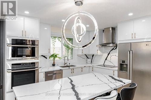 2358 Arnold Crescent, Burlington, ON 