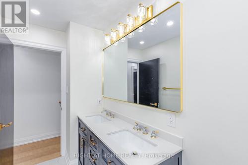 2358 Arnold Crescent, Burlington, ON 