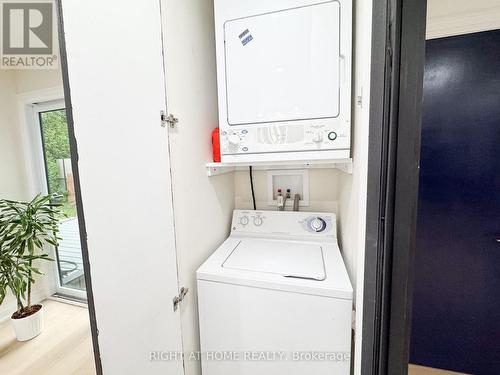 2358 Arnold Crescent, Burlington, ON 