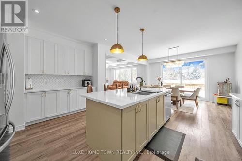 136 Harpin Way E, Centre Wellington, ON 