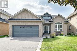 2096 STORNOWAY STREET Oshawa (Kedron), ON L1L 1C3
