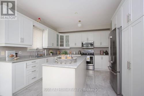 2096 Stornoway Street, Oshawa (Kedron), ON 