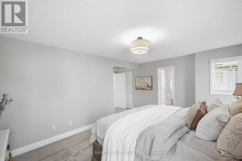 6 Merchants Avenue, Whitby (Williamsburg), ON 