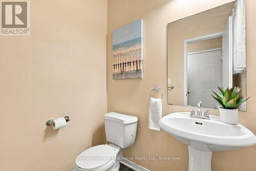 120 Point Hope Place, Whitby (Port Whitby), ON 