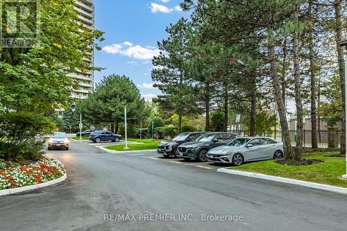 1923 - 3 Greystone Walk Drive, Toronto, ON 