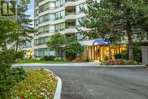 1923 - 3 Greystone Walk Drive, Toronto, ON 