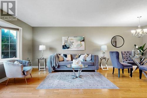 789 Hillcrest Road, Pickering, ON 