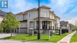 100 VIRTUE CRESCENT Vaughan, ON L4H 4C3