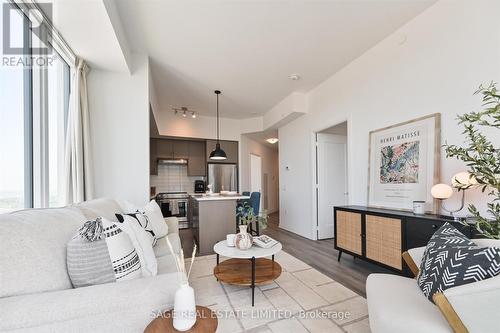 2518 - 9000 Jane Street, Vaughan, ON 