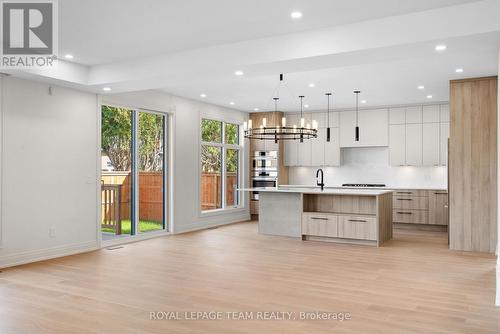93 Lotta Avenue, Ottawa, ON 