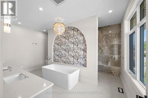 93 Lotta Avenue, Ottawa, ON 