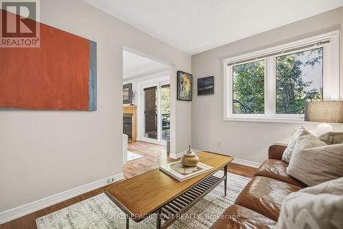 2A Weslock Way, Ottawa, ON 