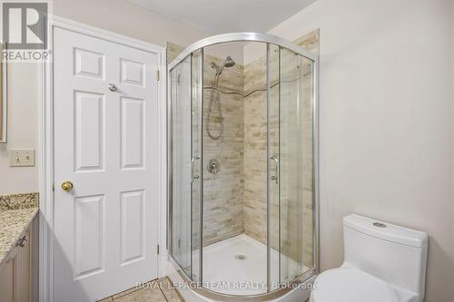 2A Weslock Way, Ottawa, ON 