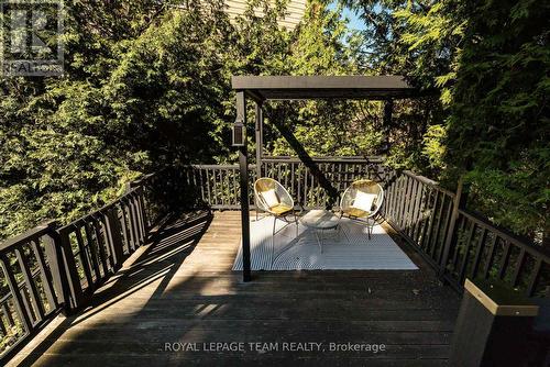 2A Weslock Way, Ottawa, ON 