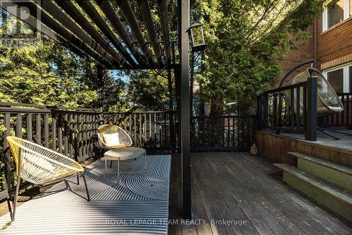 2A Weslock Way, Ottawa, ON 