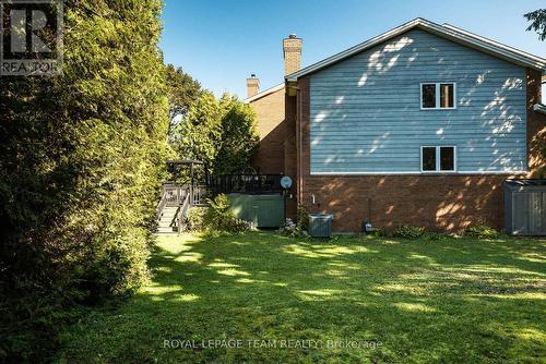 2A Weslock Way, Ottawa, ON 