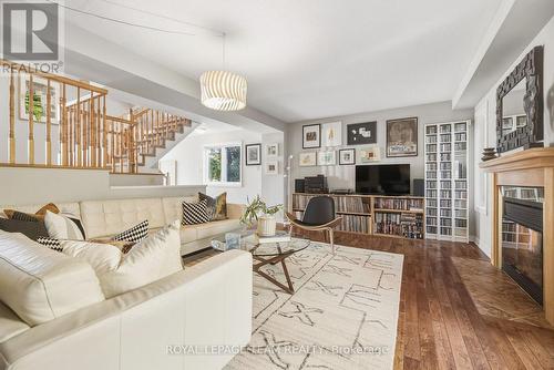2A Weslock Way, Ottawa, ON 