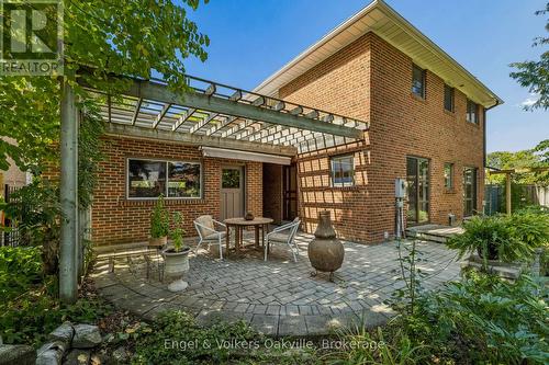 1170 Conyers Crescent, Mississauga (Erindale), ON 