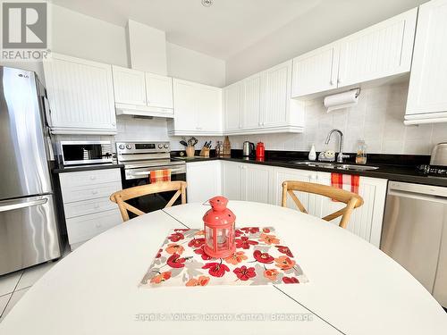 55 CLUBHOUSE DRIVE , Collingwood, Ontario L9Y 4Z5 3